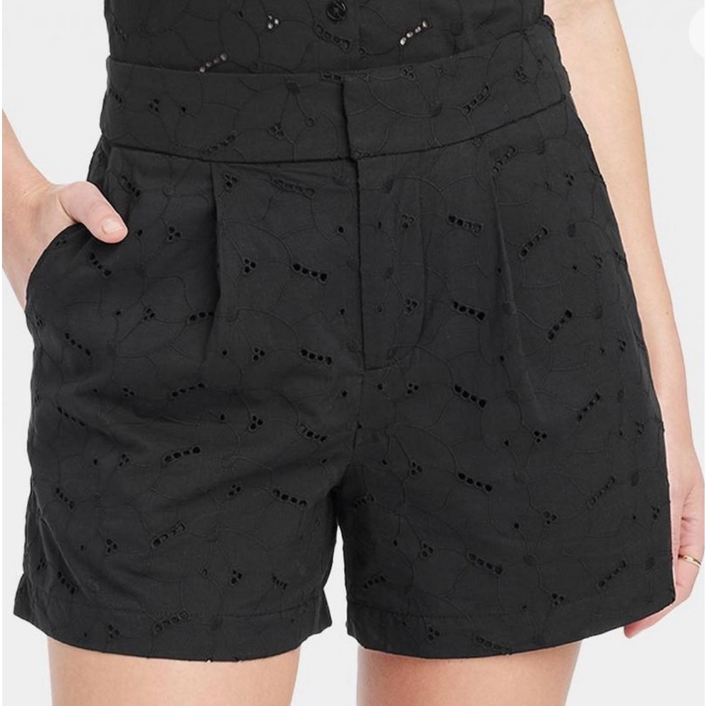 NWOT Women's High-Rise Eyelet Shorts  A New
Day Black 14